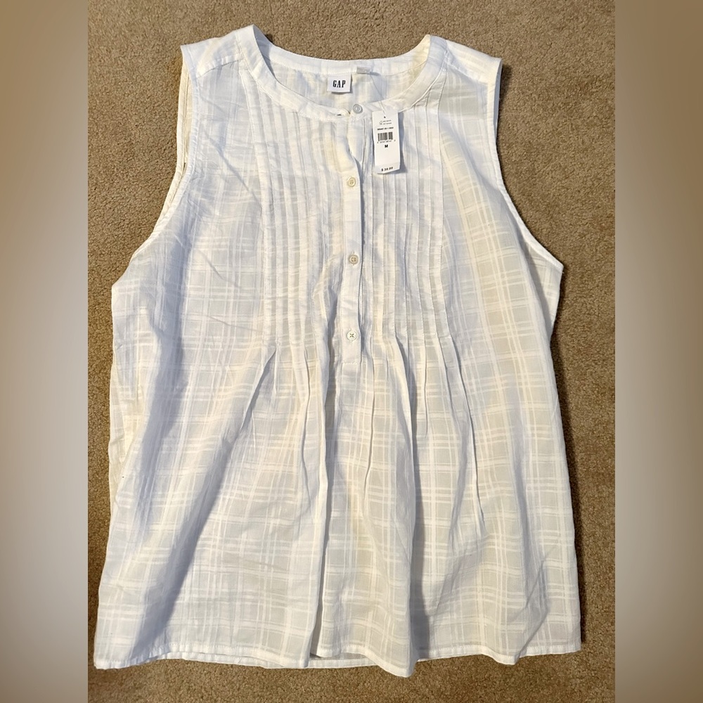 GAP Factory Sleeveless Pintuck Top
